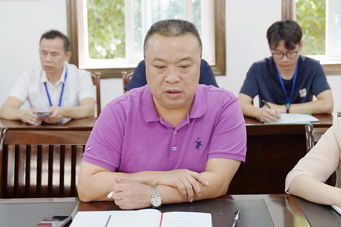 党委副书记、院长向金林讲话3